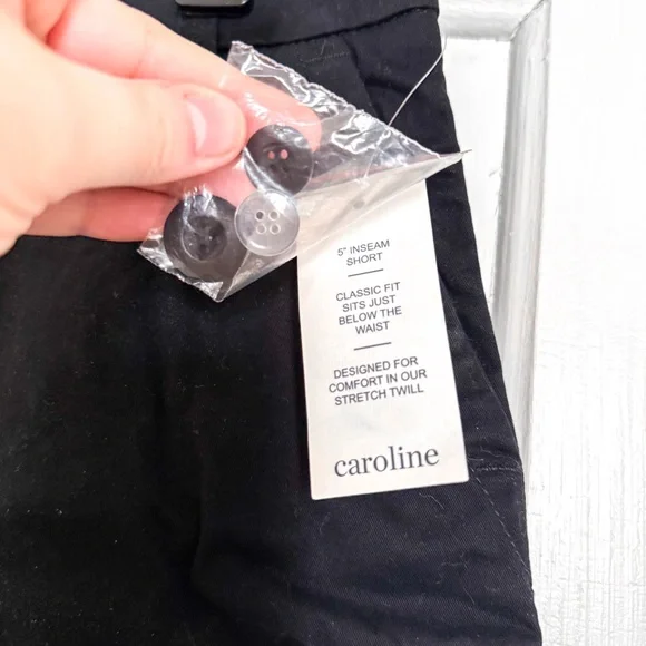 NWT Crown & Ivy Caroline Short - Picture 3 of 5